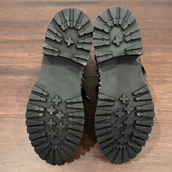 The Office of Angela Scott - Limited Edition - Mr.Carter in Glenn Plaid Sz 39.5 - Picture 11 of 11